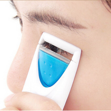 Load image into Gallery viewer, Heated Electric Eyelash Curler